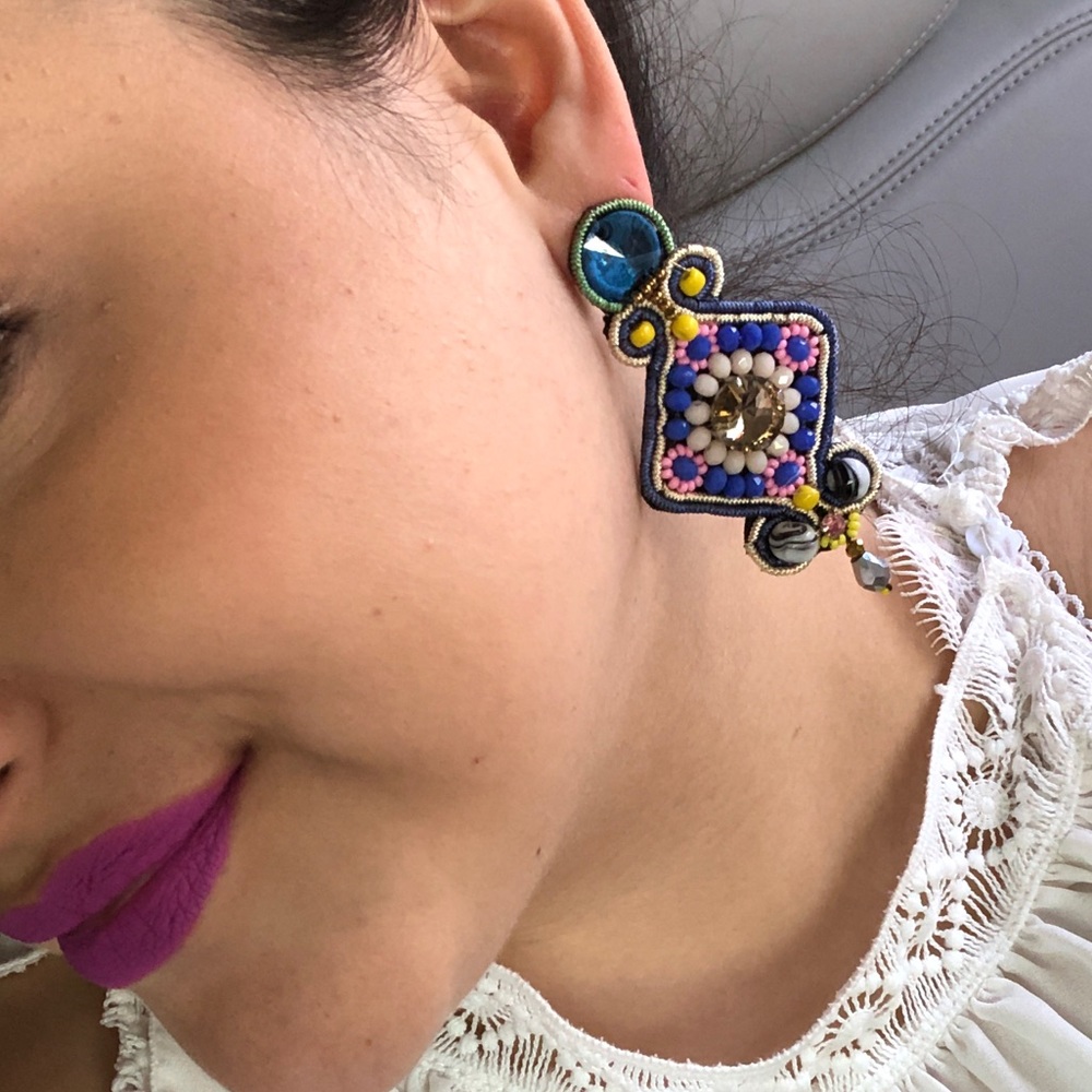 Multi color statement earrings 💕🧡💛💚💙
